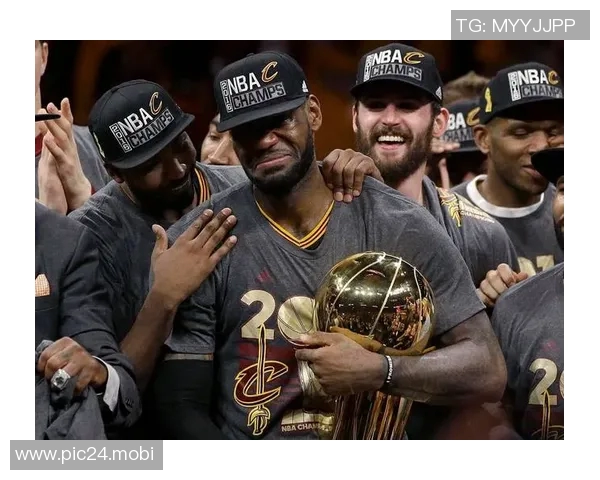 詹姆斯二次离开骑士竟和欧文有关? 2017年欧文的离开改变了一切 詹姆斯二次离开骑士竟和欧文有关? 2017年欧文的离开改变了一切